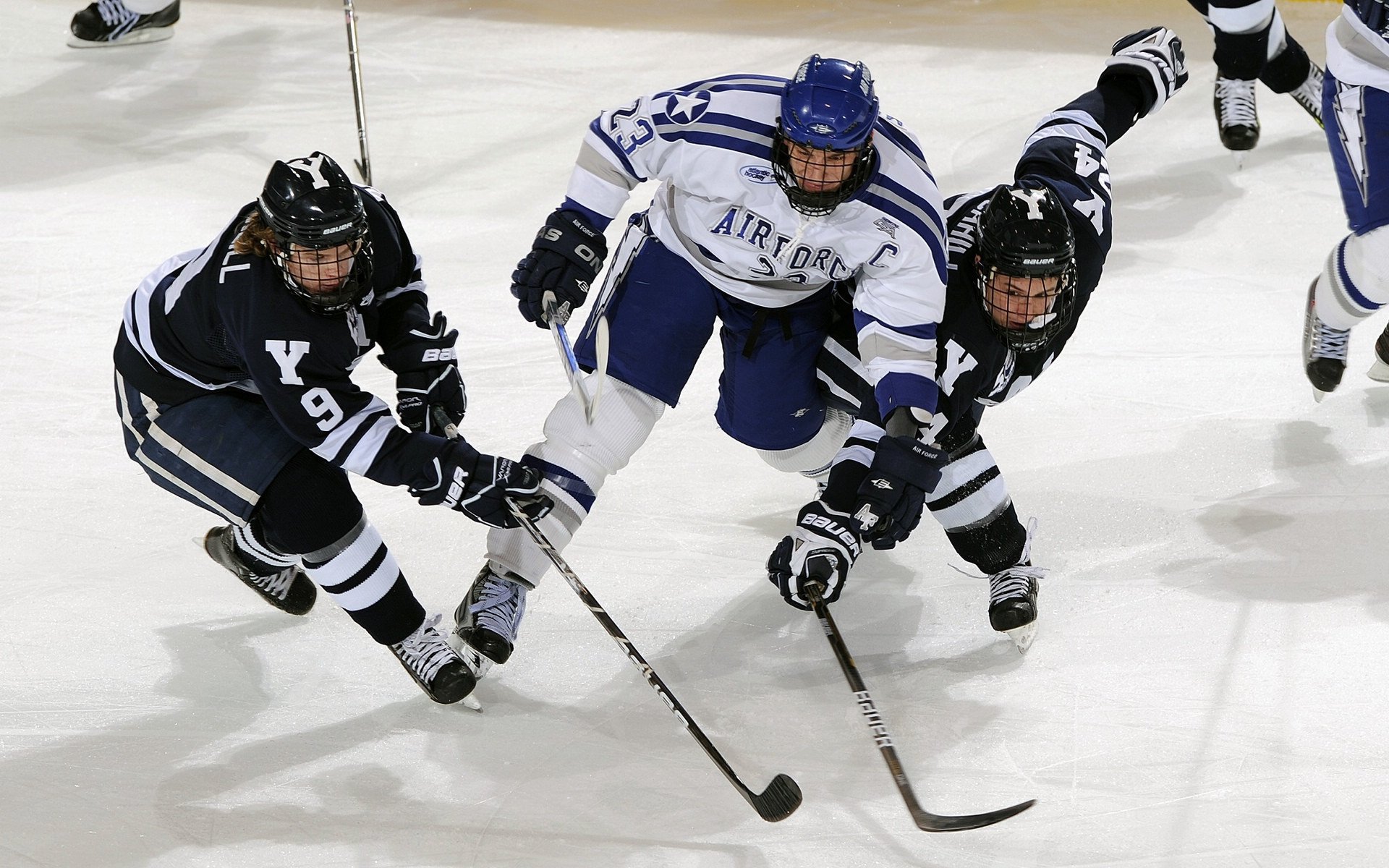 开云·体育官方网站入口-恩波利围绕核心组织构建进攻体系，恩波利队